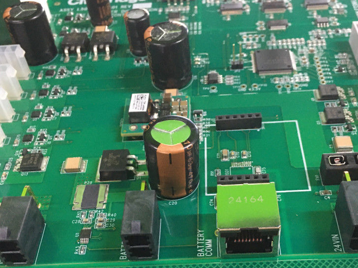 EMS MCU Chip Programming Contract PCBA met op maat gemaakte componenten en lood- of loodvrij soldeertype gemaakt in Cambodja