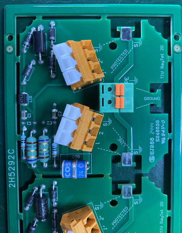 Telecommunicatieapparatuur Koper-PCB's met LW/LS Min. van 0,05 mm en zwarte zijdecreenkleur