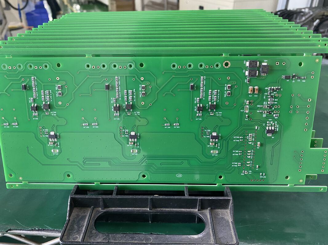 HASL Loodvrij oppervlakteafwerking Overschrijdingsbeschermingsapparatuur met impedantieregeling die duurzaam en elektrisch overspanningsbeheer garandeert