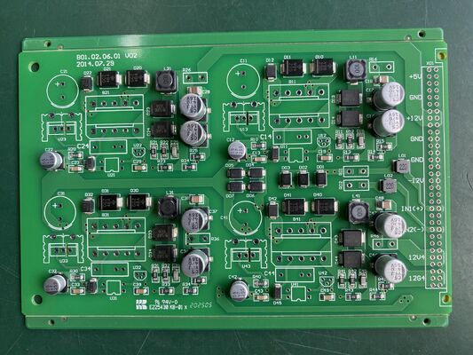 Min. gatdiameter 0,1 mm Communicatie PCB-assemblage 6 lagen Hoge Tg170 en Hoge Tg180 Geoptimaliseerd voor Communicatieapparaten