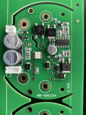 OEM Electronics Industrial Electronic Circuit Assembly met een dikte van 0,3 mm tot 6 mm Precision Components and Performance